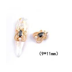 605 - Nagelsmycken 1st.
